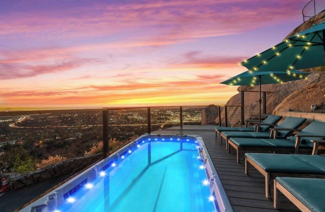 Stunning Dream Villa 360 Views of SD and Hot Tub
