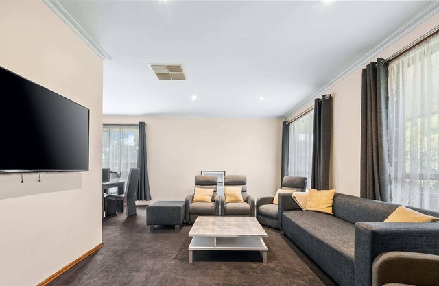 Family Friendly 4BR Holiday Home