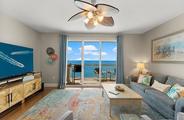 Stunning Gulf Views! Coastal Beach Vibes! Private Beach Access! Free Beach Svc.