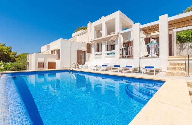 Impresionante casa en Cala Mandia