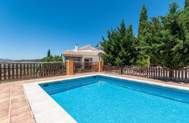 Bonita casa en Montefrío con WiFi