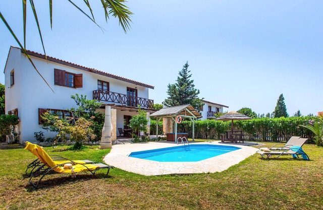 Impresionante casa en Pomos con WiFi