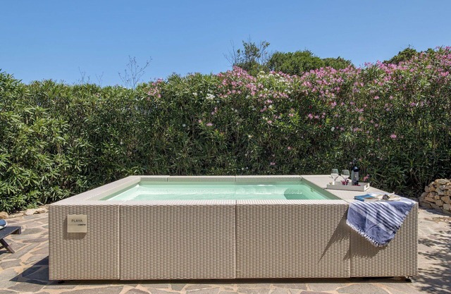 Preciosa casa de vacaciones privada con piscina privada, A/C, WIFI, TV, terraza y aparcamiento