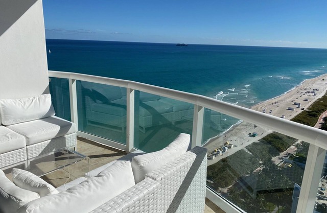 Stunning ocean view full service living on Miami Beach @ The Akoya