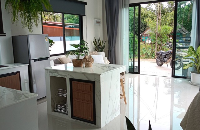 Stunning Pool Villa - 5 minutes from the beach