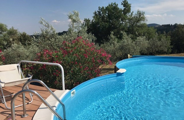 Casa de vacaciones privada con WIFI, piscina privada, TV, patio, vista panorámica, aparcamiento