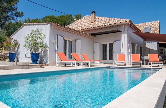 Maravillosa casa de vacaciones privada con A/C, piscina privada, WIFI, TV, terraza, aparcamiento