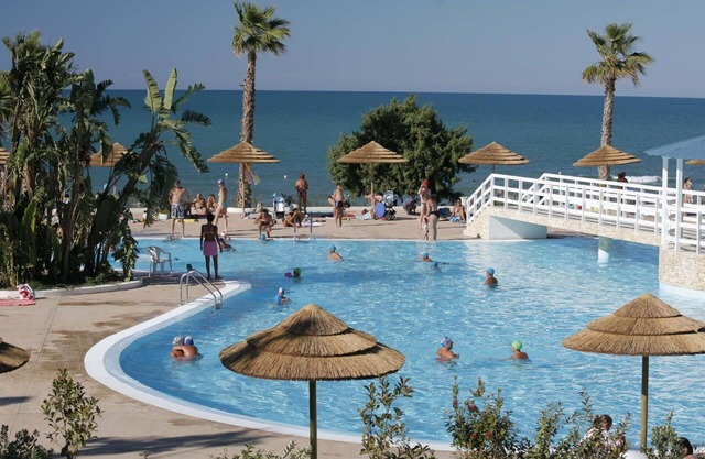 Estupenda casa de vacaciones privada con piscina, WIFI, A/C, terraza y aparcamiento