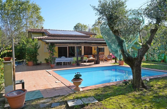 Casa de vacaciones privada con piscina privada, A/C, WIFI, TV, veranda, cerca de La Spezia