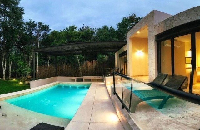 Stunning Six Bedroom Villa with Pool near Tulum