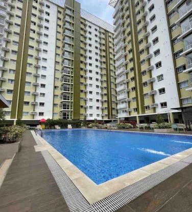 Stunning View w Pool & Gym Near Church& Ayala Mall