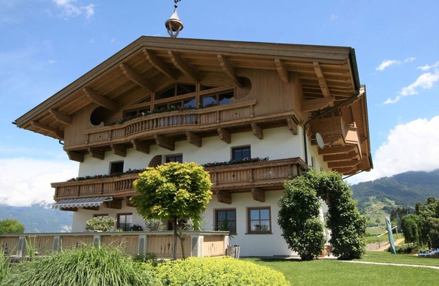 Estupenda casa de vacaciones para 6 personas con WIFI, TV, patio, vista panorámica y aparcamiento