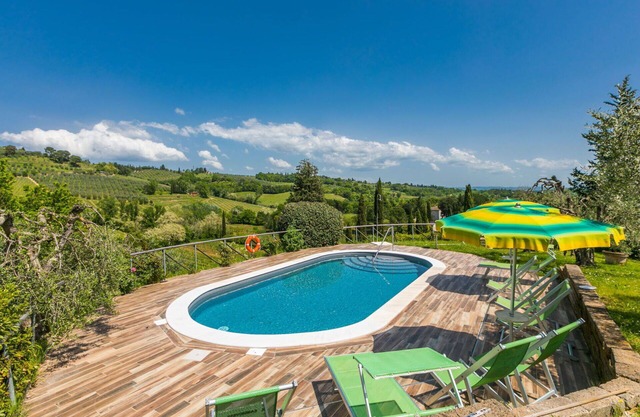 Casa de vacaciones con piscina privada, A/C, WIFI, TV, patio, vista panorámica, aparcamiento