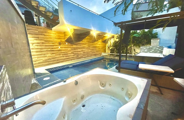 Loft Lujo Total: Jacuzzi / Alberca / Terraza /Asador