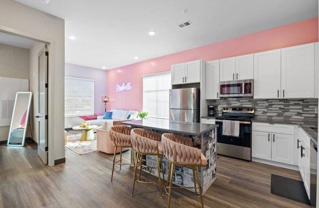 Stylish 2BR Close to Nashville’s Best Attractions!
