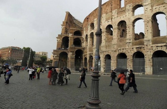 Stylish and Comfortable Apartment Between Colosseum and San Giovanni