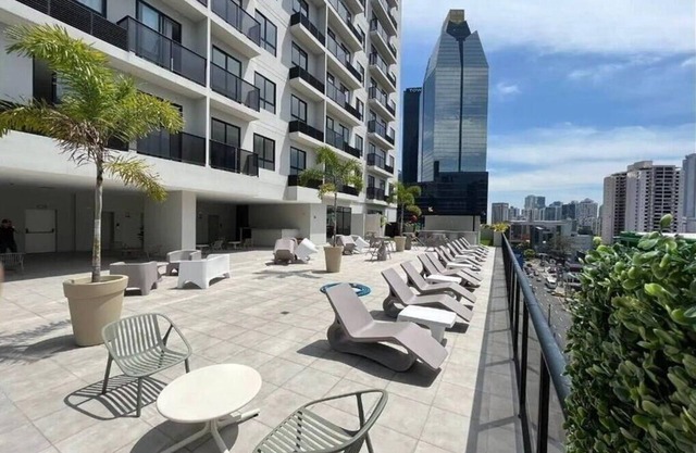 Stylish Apartment in the heart of Panama City 1Bed 2 Full Bath