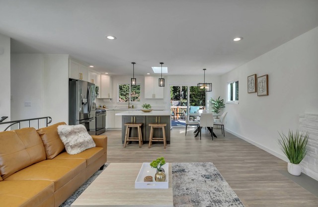 Stylish Bellevue Retreat