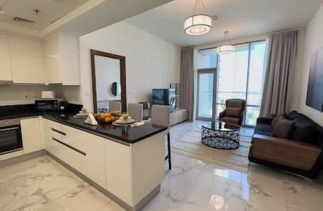 Stylish Canal Views Al Habtoor City
