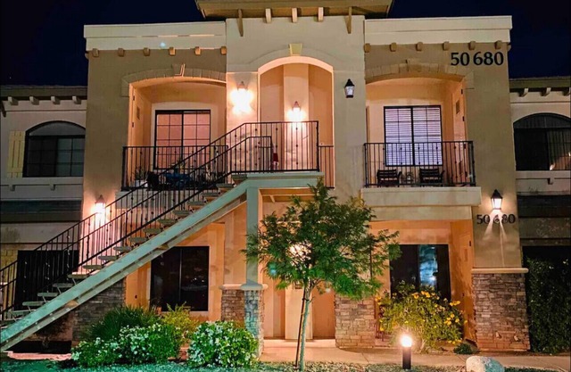 Stylish Condo Near Old Town La Quinta – Perfect for a Relaxing Escape!