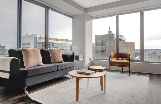 Stylish Downtown 1BR w/ Luxury Amenities and Rooftop Views by Blueground