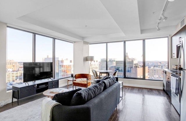 Stylish Downtown 1BR w/ Luxury Amenities and Rooftop Views by Blueground