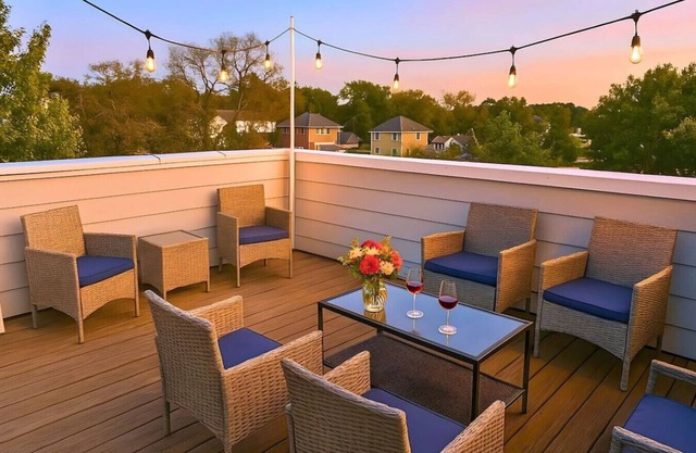 Stylish Home - Private Rooftop - Perfect Location