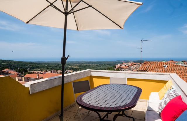 Su Palatu - Spacious house for 7 with panoramic terrace