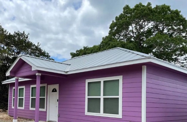 Sugarplum Cottage—Recently built, 2 bedroom, 2 bath
