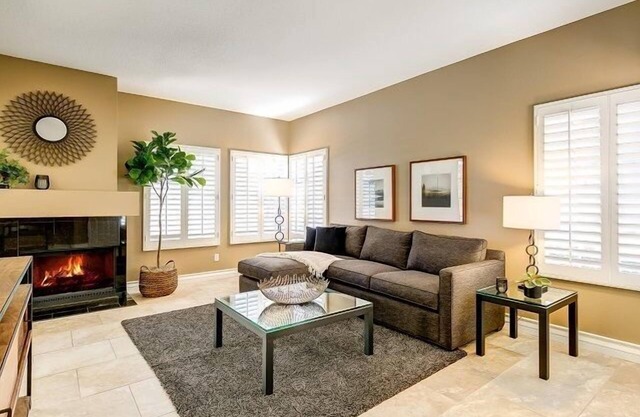 Suite Escape @ Tustin Ranch! ¡Todo a estrenar! Corporativo, Extended Stay!