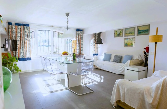 Suitur apartamento Frente playa Roc de Sant Gaietà