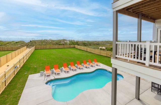 SUMMER SAVINGS - Oceanfront Dog Friendly w/ Pool, Hot Tub, Elevator, & Much More