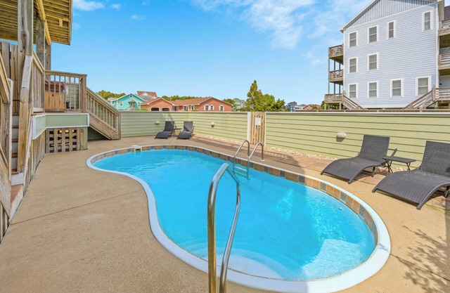 Oceanview Sanctuary in Waves w / Pool, Hot Tub, Game Rm, Media Rm, Dog-Friendly