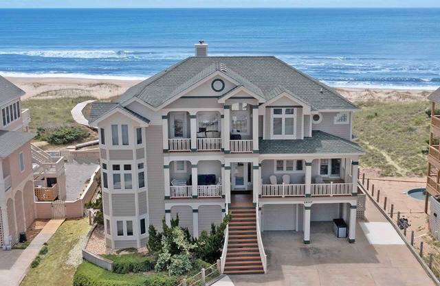 SUMMER SAVINGS - Premier Oceanfront Dog Friendly Home w/ Pool, Hot Tub, Theater