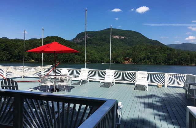 Especiales de verano !!! Mejor Waterfront en Lake Lure. ¡Diversión familiar!
