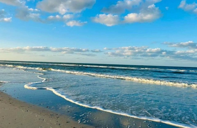 Sun & Fun - Cozy Condo, Pool, Tennis, Beach Access