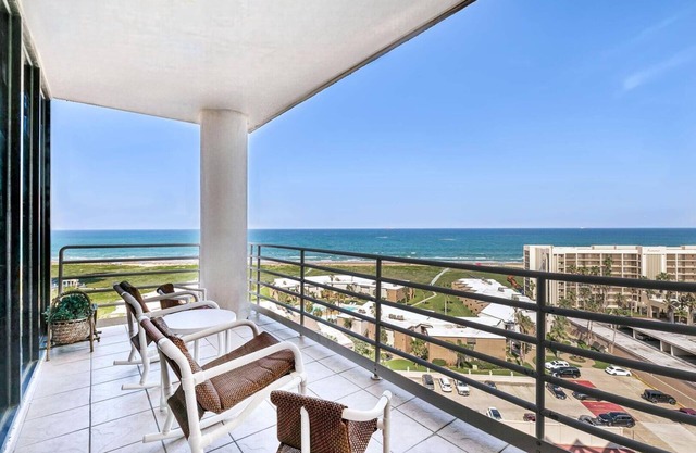 Sunchase IV Resort by Padre Getaways