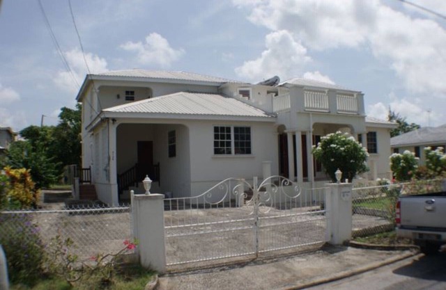 Sundeck Vacation Barbados unit #3 downstairs has 2 bedrooms and 2 bathrooms.