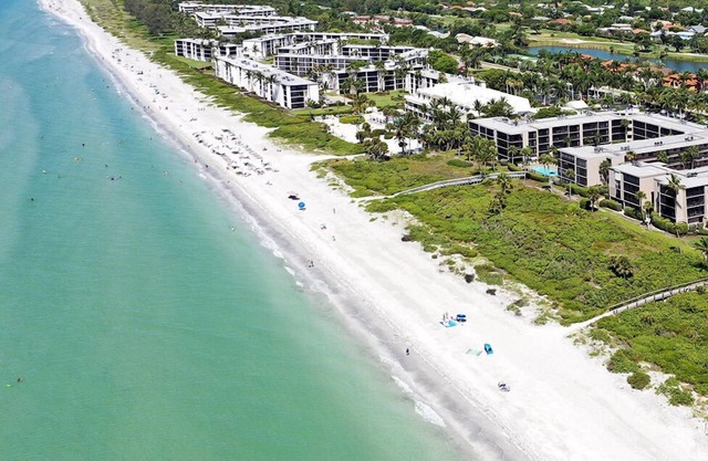 Sundial P402 Gulf View Two bedroom Beach Condo