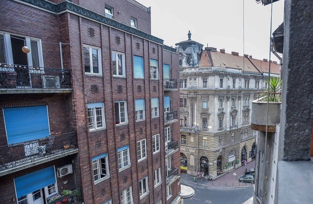 ❤️ SUNLIT APT, 2 sep camas cerca de la sinagoga, AC + WIFI
