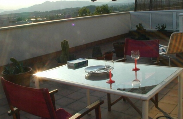 Impresionante apartamento en Girona, jardín en la azotea/terraza, aparcamiento