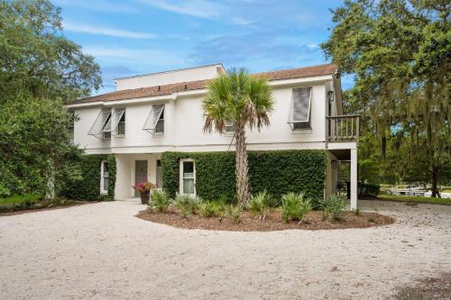 Sunny Pointe home