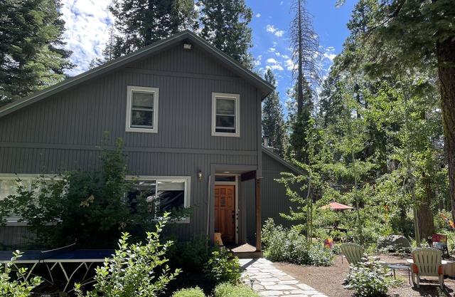Sunny, Spacious, Relaxing West Shore Home; 3-4 Bedrooms; Hot Tub; Walk to Lake