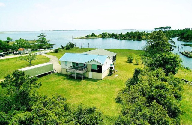 HARBOUR HOUSE en la hermosa bahía de Cedar Island.