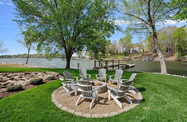 Lakeside Cottages by SoCharm | Intimate Lake Getaway