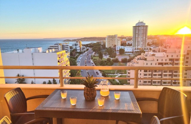 Sunset Gardens Apartamento Vista al Mar