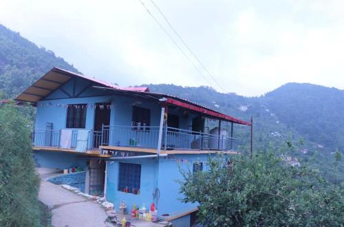Sunset Paradise Home Stay and Cottages