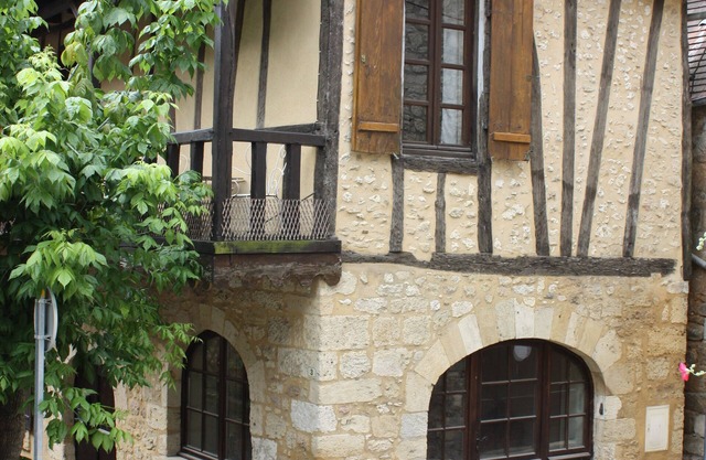 Magnífica siglo 14 casa histórica con 2 dormitorios grandes duermen 5 invitados