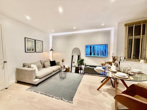 Superb Duplex in Hendon