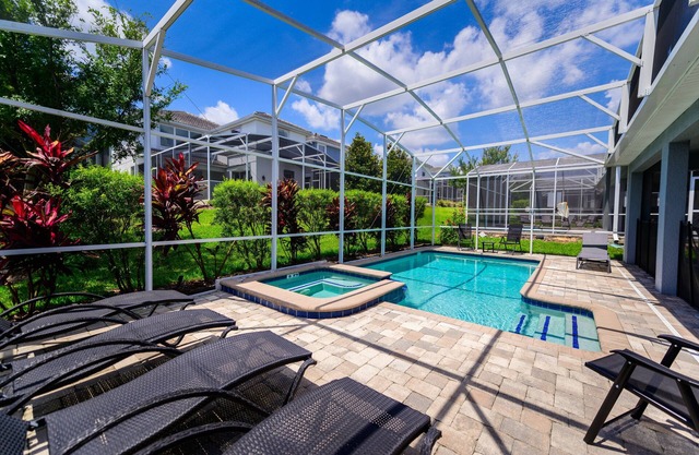 Superb family escape with theater and game room